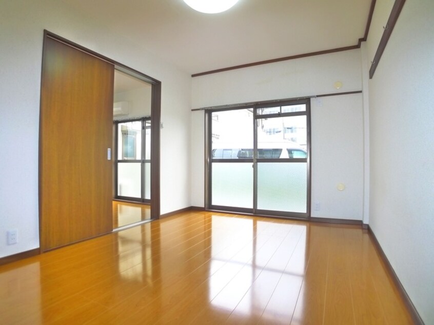 居室 メゾンオ－キスＢ