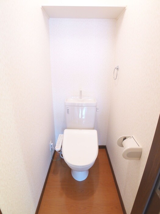 トイレ メゾンオ－キスＢ