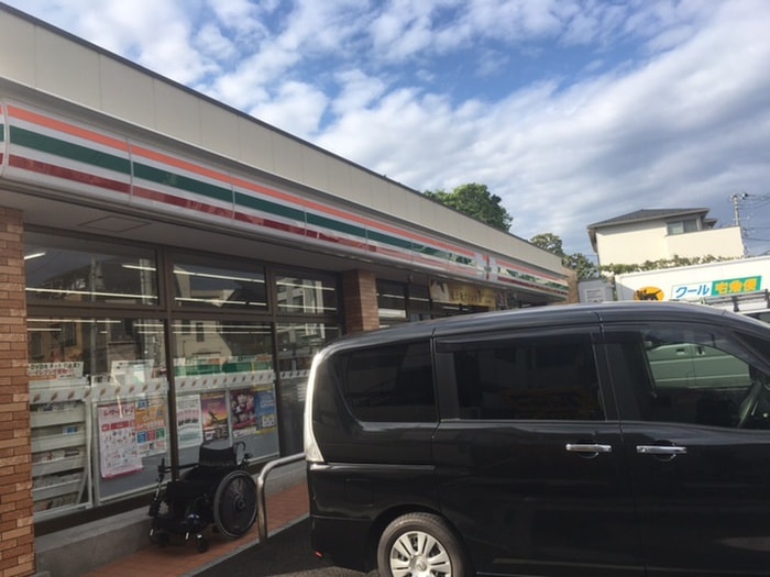 セブンイレブン 世田谷千歳郵便局前店(コンビニ)まで42m みのさハイツ