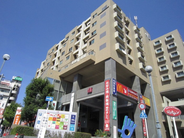 アリエス（駅前商業施設）(ショッピングセンター/アウトレットモール)まで250m ユニベール