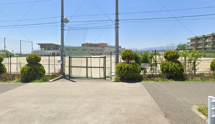 町田市小山中学校(中学校/中等教育学校)まで601m パ－クフル－ル