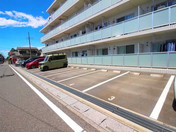 駐車場 フェリシア