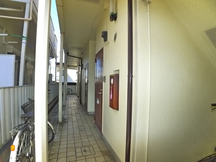 エントランス部分 ジュネパレス八千代第２