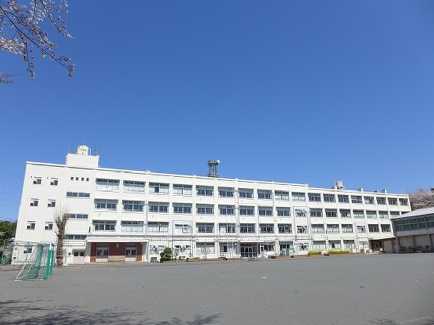 上川井小学校(小学校)まで190m 上川井町店舗・事務所