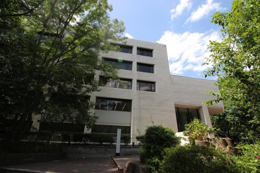 中央図書館(図書館)まで1400m アイメックス白金