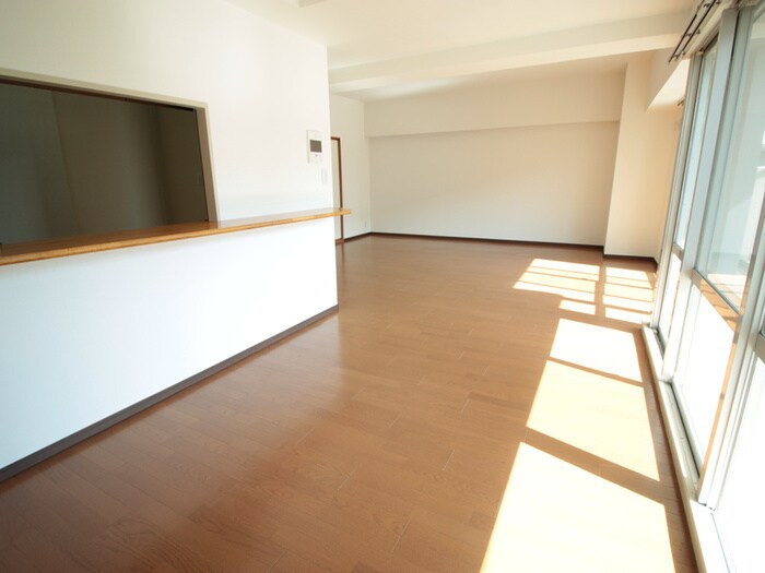 内観写真 ﾊﾟｰｸﾌｨｰﾙﾄﾞみさとﾃﾗ・ｳｴｽﾄ(618)