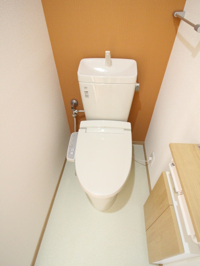 トイレ サンコーポ・５