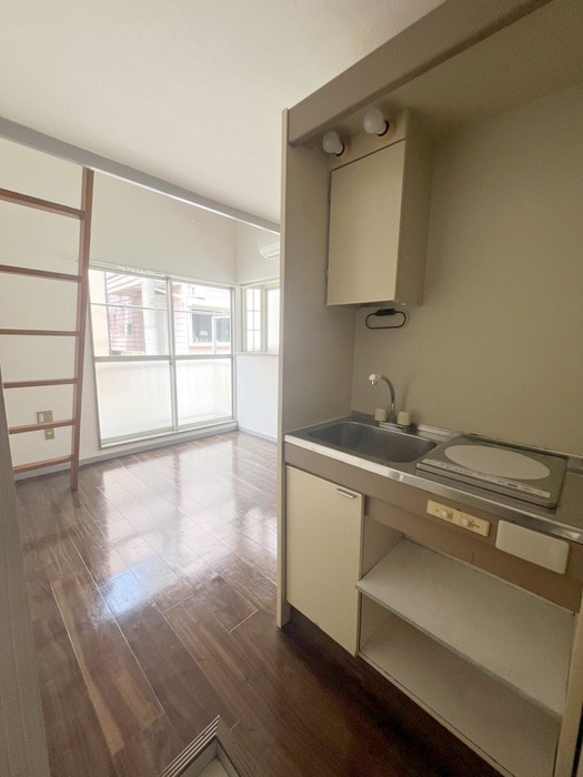 玄関 エスポア－ル三鷹