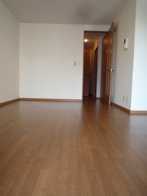 内観写真 ピ－スフルネモト