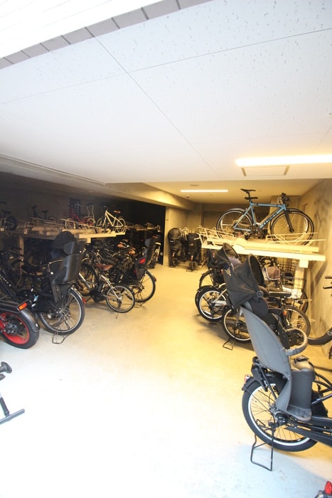 駐輪場 ﾊﾟｼﾌｨｯｸﾚｼﾞﾃﾞﾝｽ目黒本町