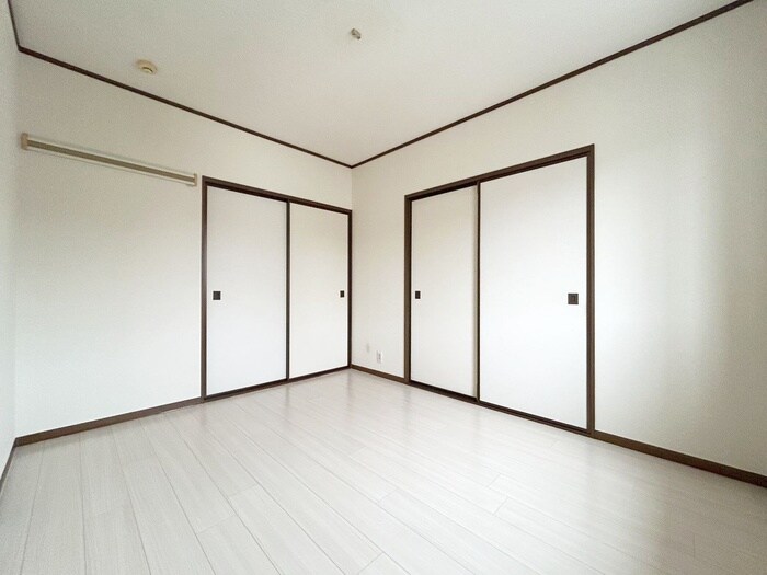 居室 ファミ－ルアイ