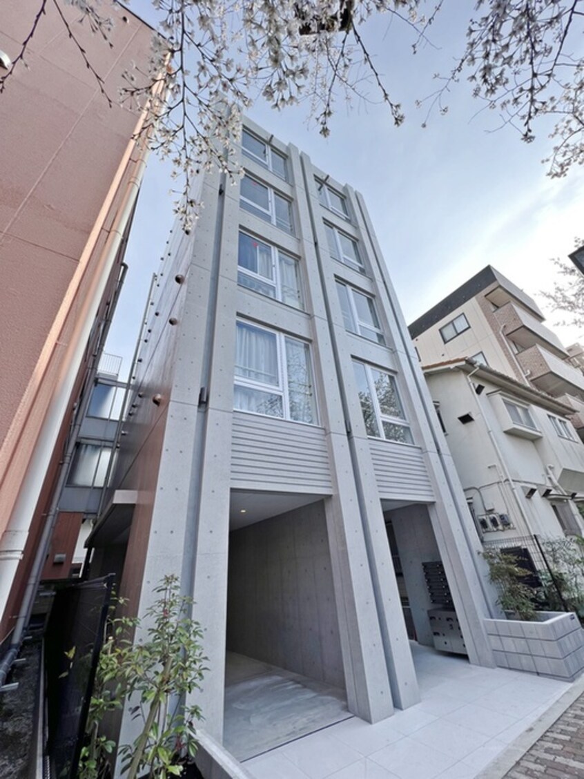 外観写真 b′CASA早稲田