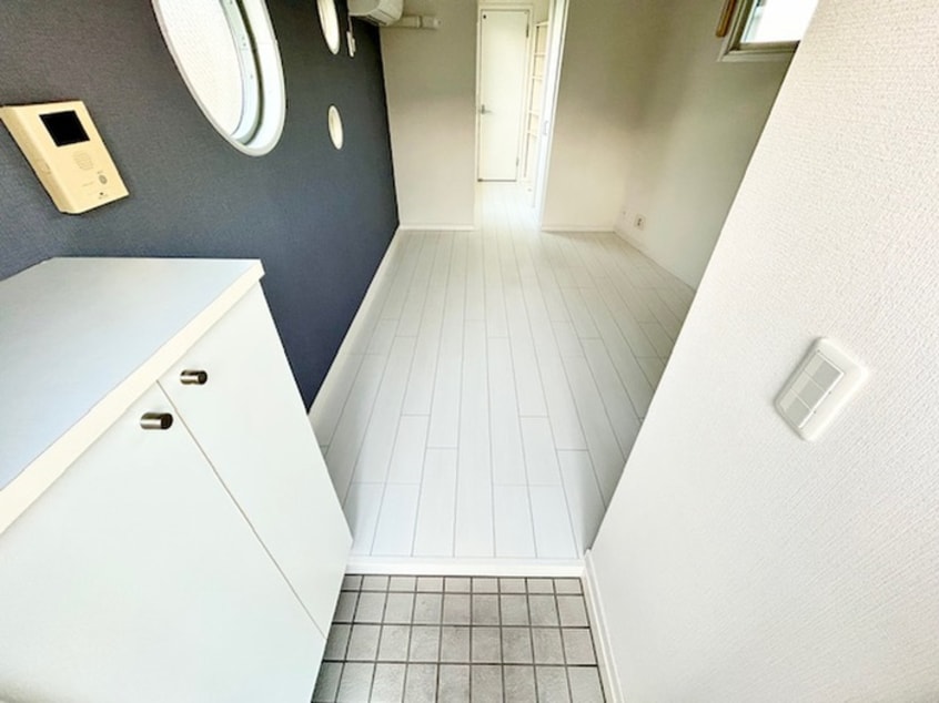 玄関 ソリッド大倉山