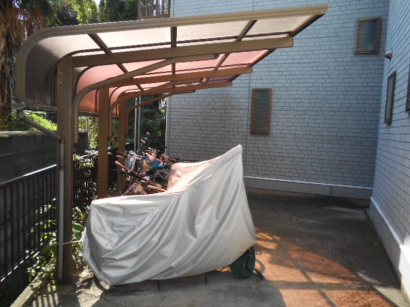 駐輪場 キャッスルミユキ８