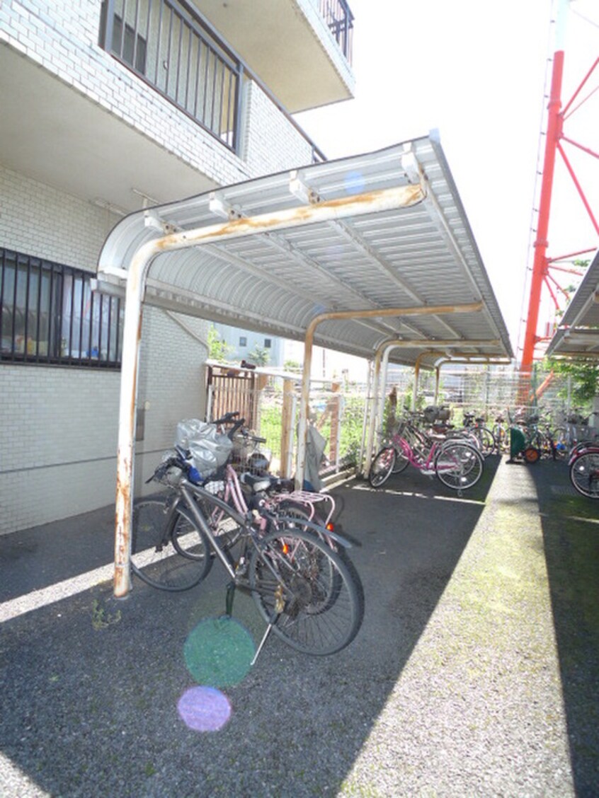 駐輪場 パ－クビュ－北本