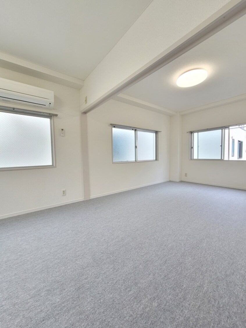 居室 ホワイトハウス優