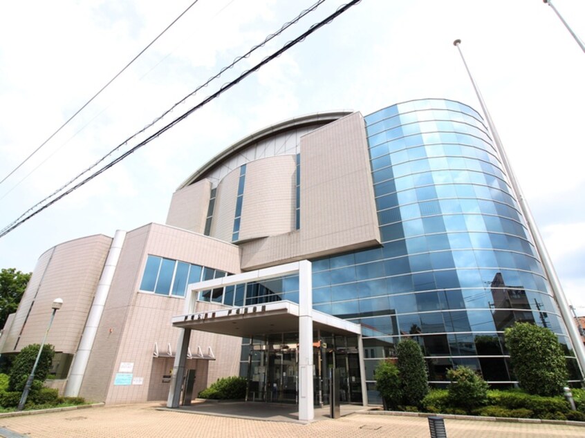 戸塚公民館・図書館(公園)まで870m ベルツリー東川口Ｃ棟