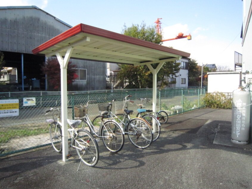 駐輪場 ブル－ハイムＡ