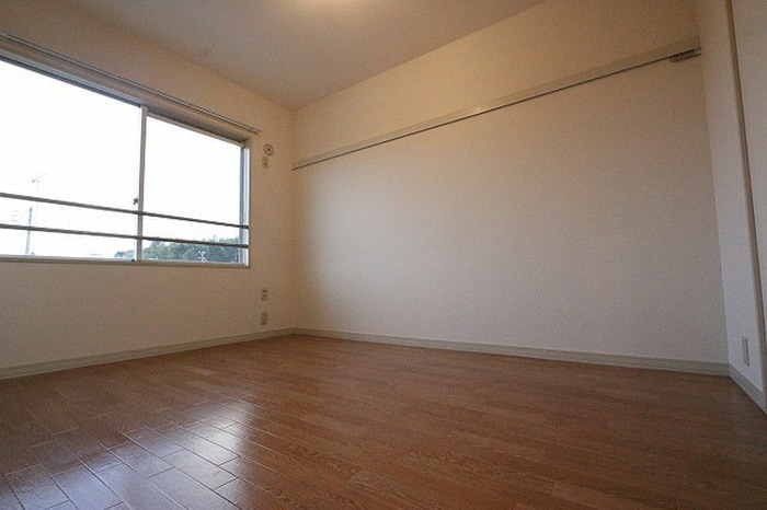 居室 ブル－ハイムＡ