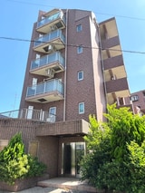 スクエアタワー