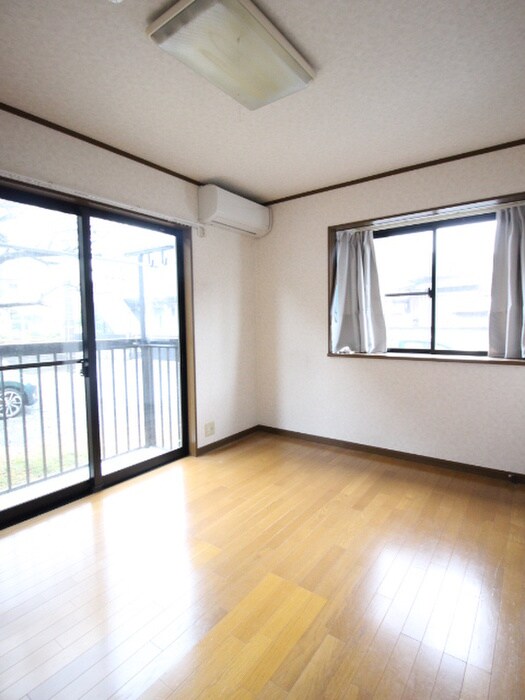 居室 朝日二番館