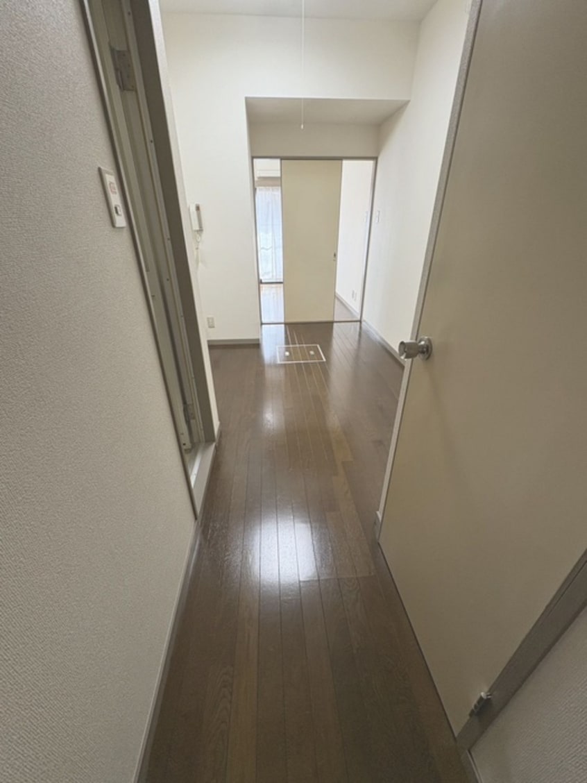 廊下 グランド－ル宮崎