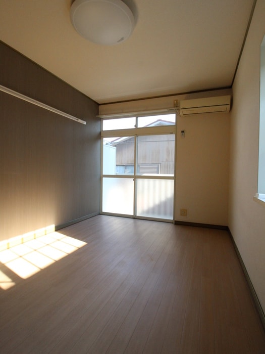 居室 アミ－コ－ポ