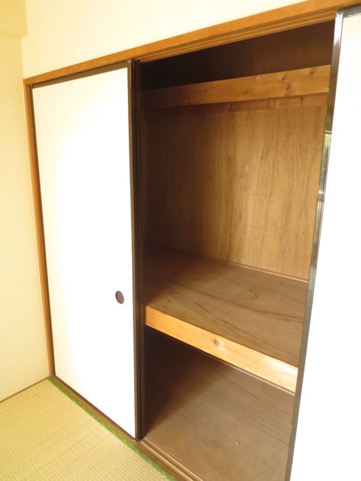 収納 モンシャトー水橋