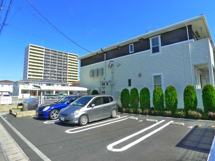 駐車場 オーヴェスト イゾラ