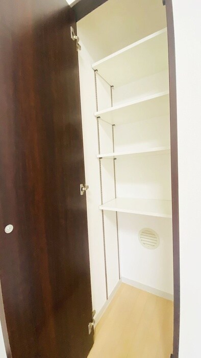 廊下 ｵｰｷｯﾄﾞﾚｼﾞﾃﾞﾝｽ千代田岩本町