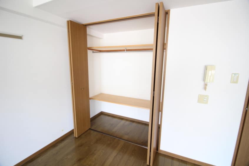 収納 レイナス片倉