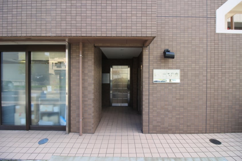 エントランス部分 レイナス片倉