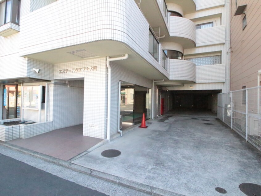 エントランス部分 エステスクエア上大岡(405)