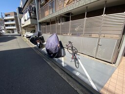 バイク置き場