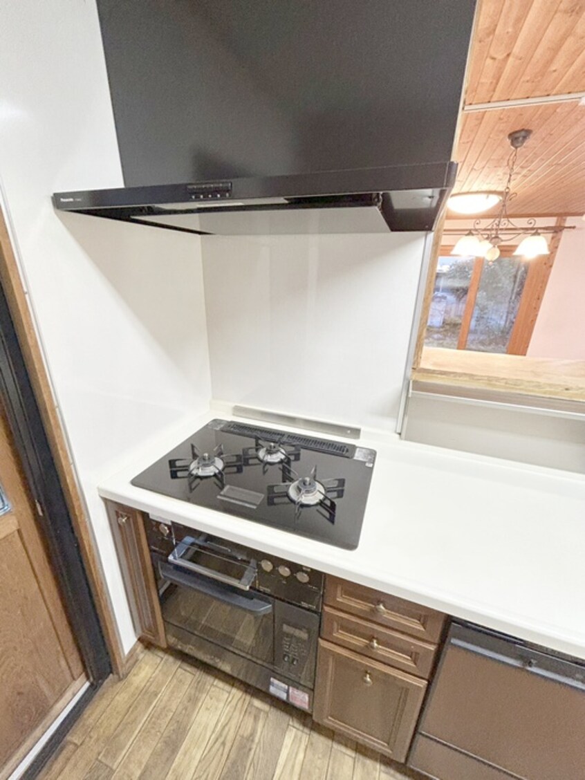 キッチン 上水新町3丁目戸建