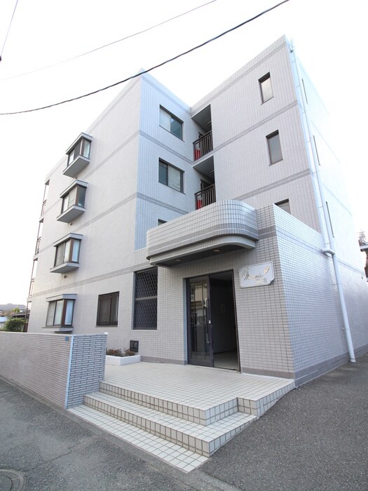 外観写真 ヴェルネ－ジュ