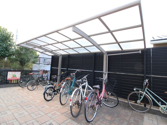 駐輪場 ヴェルネ－ジュ