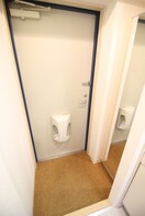 玄関 ヴェルネ－ジュ