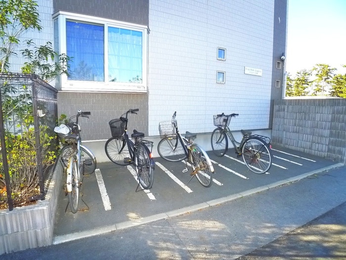 駐輪場 パインパ－ク菅野