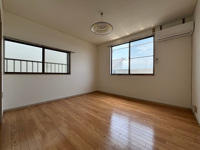 居室 ハウス岡部