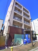 ビジュアルピアの外観