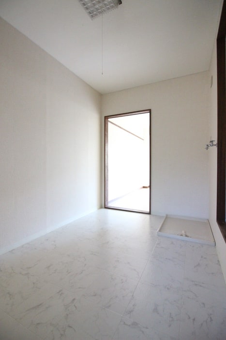 キッチン キャビン23