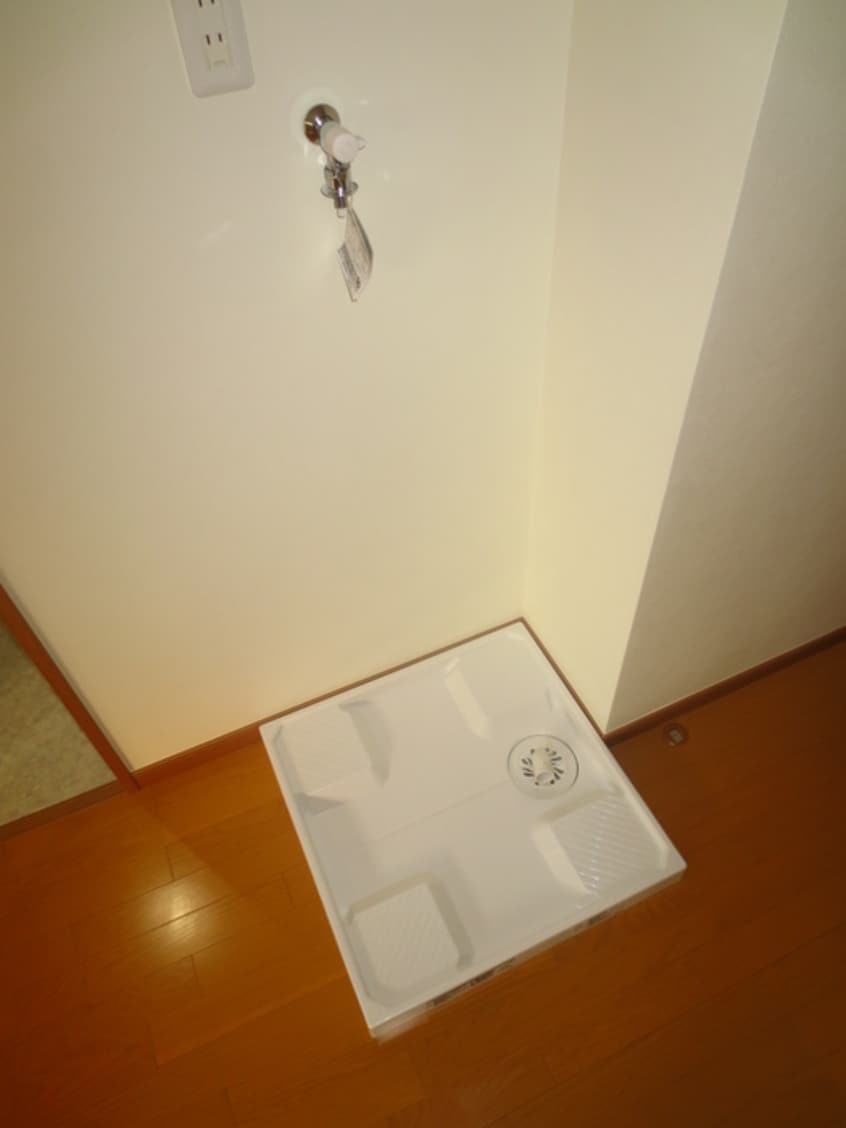 洗濯機置場 ルミエール塚田