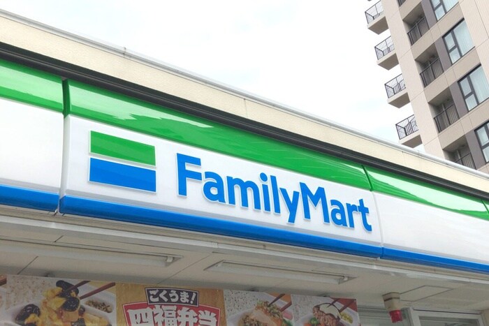ファミリーマート 羽沢三丁目店(コンビニ)まで416m 山口第2メタルメゾン