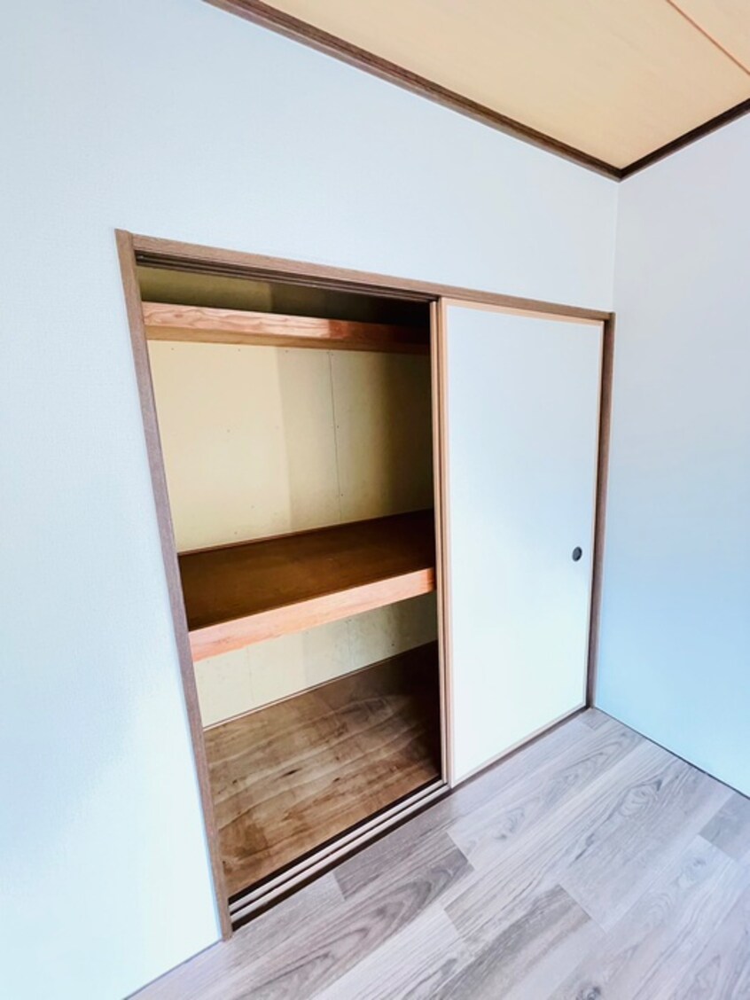 収納 グランデュール高坂