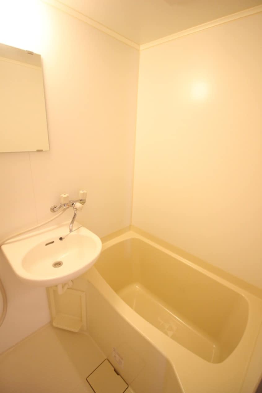 バス／シャワールーム等 セレンティ弥生