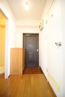 廊下 セレンティ弥生