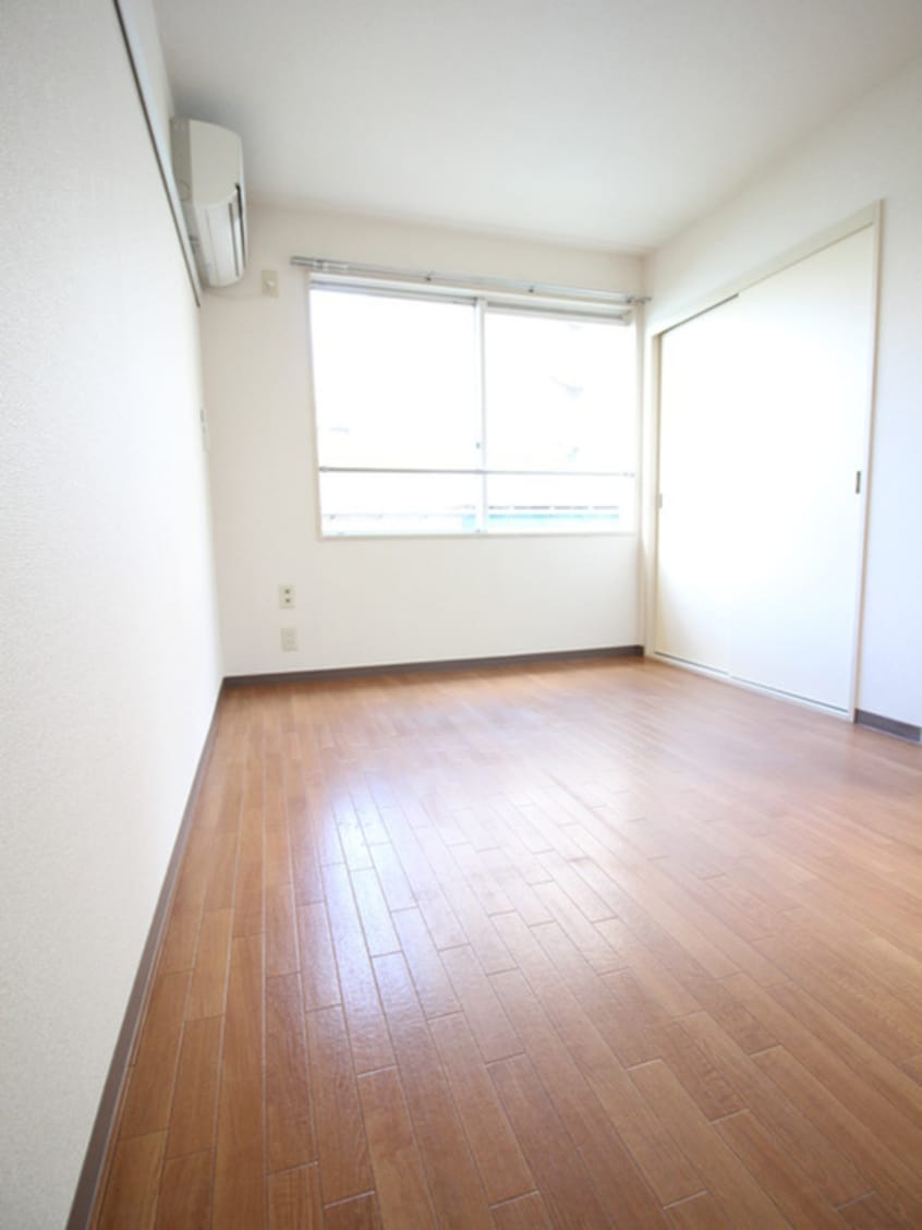 居室 メゾンデザ－ル上原