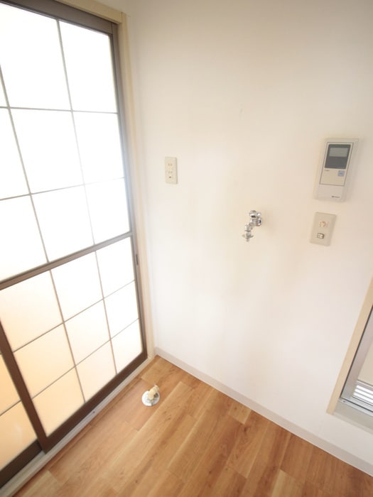 洗濯機置場 メゾンデザ－ル上原