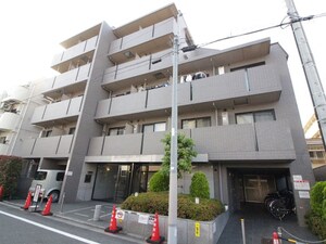 ﾙｰﾌﾞﾙ中野富士見町伍番館(105)